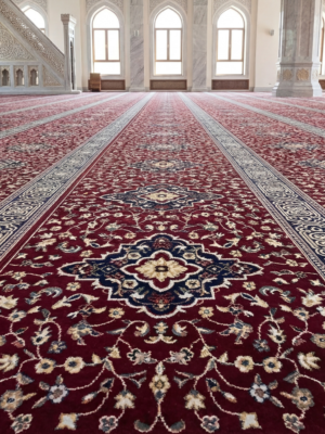 سجاد الصديق عنابي مفروش