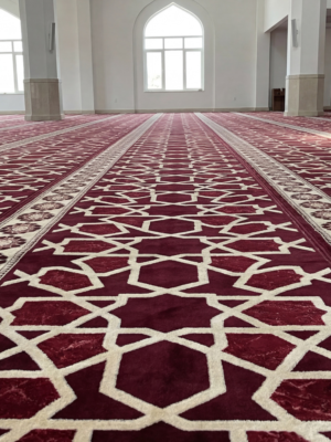سجاد النجم عنابي مفروش