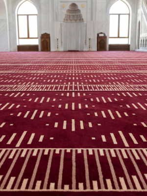 سجاد السرايا عنابي مفروش